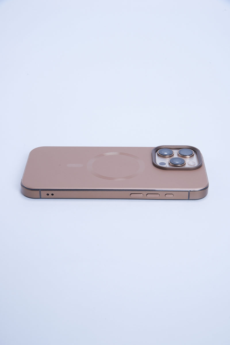 Case IronSafe - Metalica com Magsafe